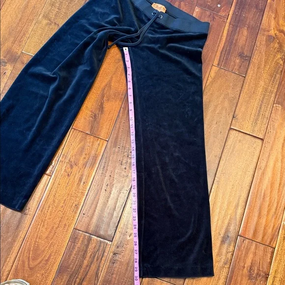 Y2K Juicy Couture Black Velour Tracksuit Set – Hoodie Size L, Joggers Size S - Picture 4 of 9